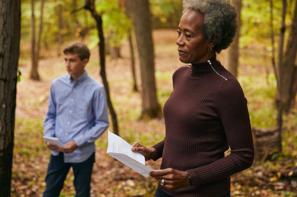 Woman speaks in memorial of a loved one