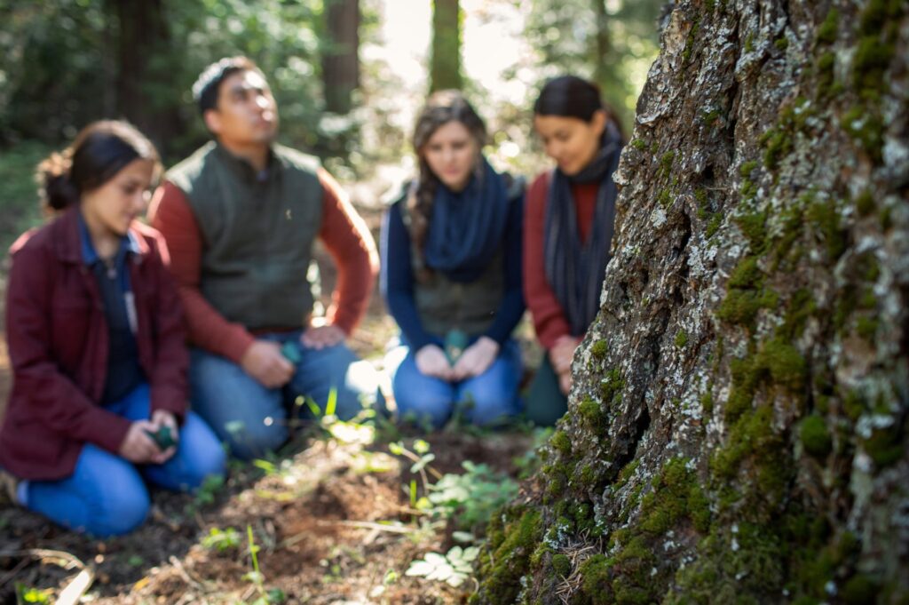 A family holds a memorial service for a cremated loved one